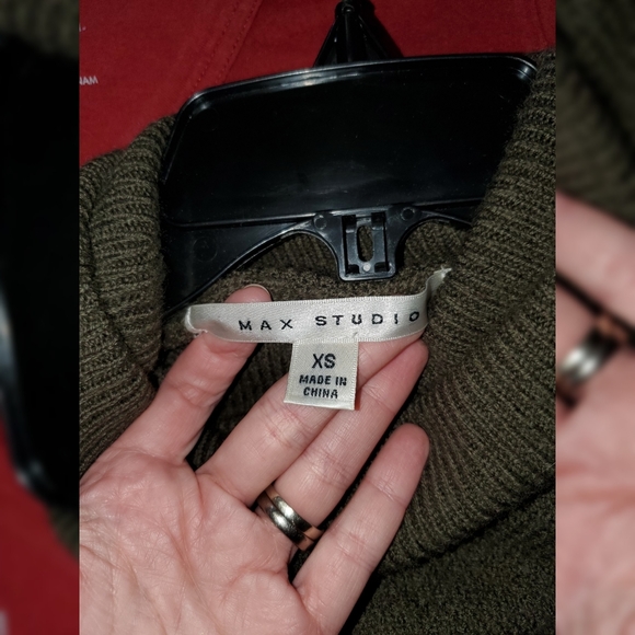 Army Green Sweater w/ faux leather details - Picture 3 of 3